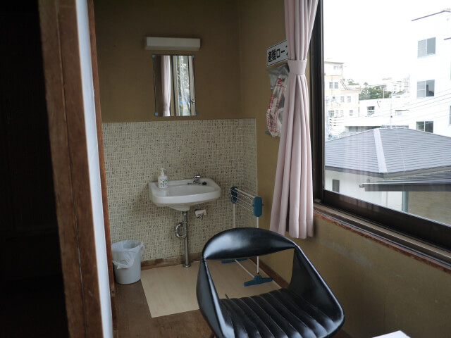 民営国民宿舎ホテルシラハマ　客室の洗面所画像